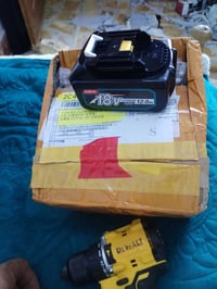 بطاريات ياباني برازيلي • ٦ قطع • نضافة فوق ٩٠٪