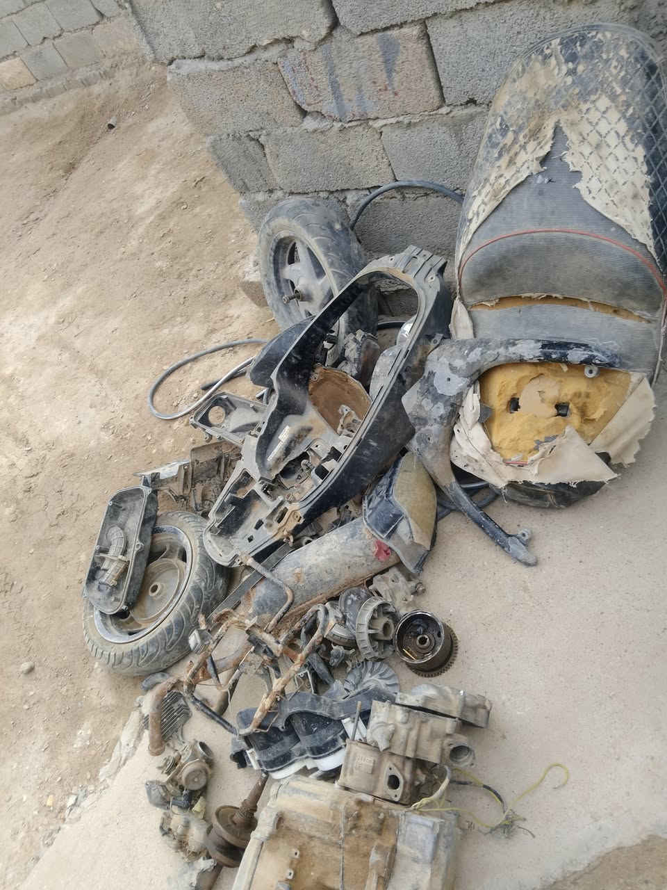 سلام عليكم غراض تفصيخ مال فورزه صفر سته لبيع بكان كوت قضاء لحي سعر 90 وبيه مجال


**إذا كنت صاحب هذا الإعلان وتريد حذفه لأي سبب، رجاءا أرسل رسالة إلى الدعم الفني**