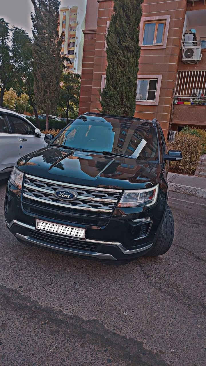 فورد اكسبلور 2018
مواصفات vip فول فول من البانوراما للجاملغ 
ضرر باب وجاملغ مبدل موسسة يعني باعتبار كلين وبيها بخ بداية البوند 
للتواصل *********** 
موجود دهوك اربيل موصل

