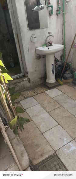 نص قطعه للبيع مدينه صدر قطاع 20 مقابل مركز تهذيب ل مساحه 48 واقع حال 50 ل ستفسار  ***********
