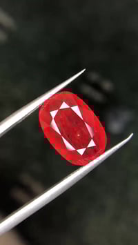 ياقوت طبيعي • ٥قيراط • معالج حرارياً