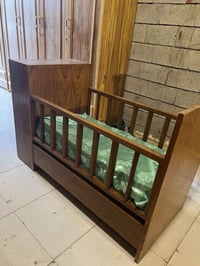 تخت طفل • صاج • الحدباء