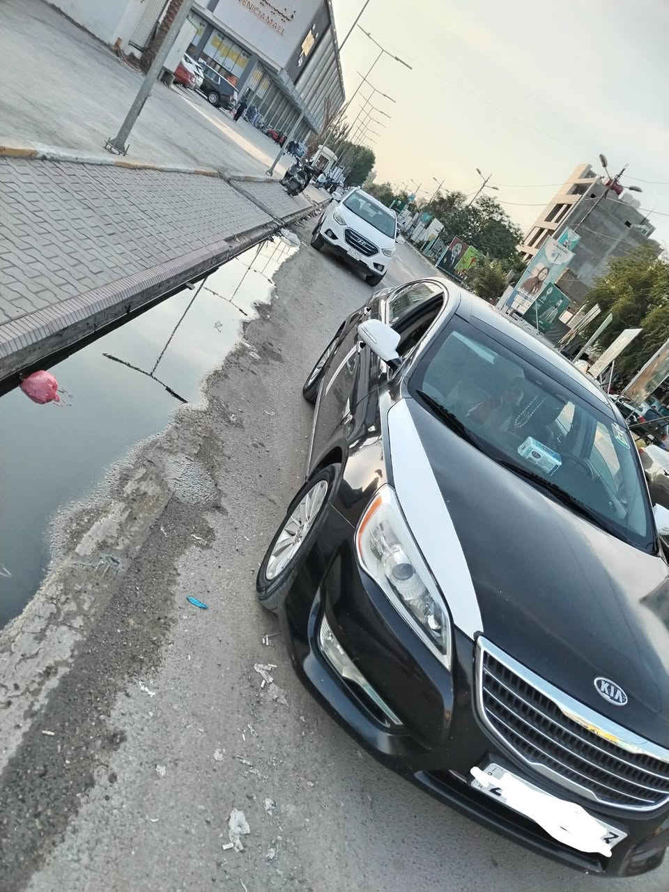 سلام وعليكم مرخصت الادمن المحترم كيا كاندزه خليجي أدوااات كصه جنطه  موديل 10 فول موصافات مكينه ٣٥٠٠ استخدام شخصي سياره جاهزه ع اخر حبايه متومه وكامله 
مكانه بغداد السعر 60 وبيه مجال للطيبين 
*********** وات ساب
