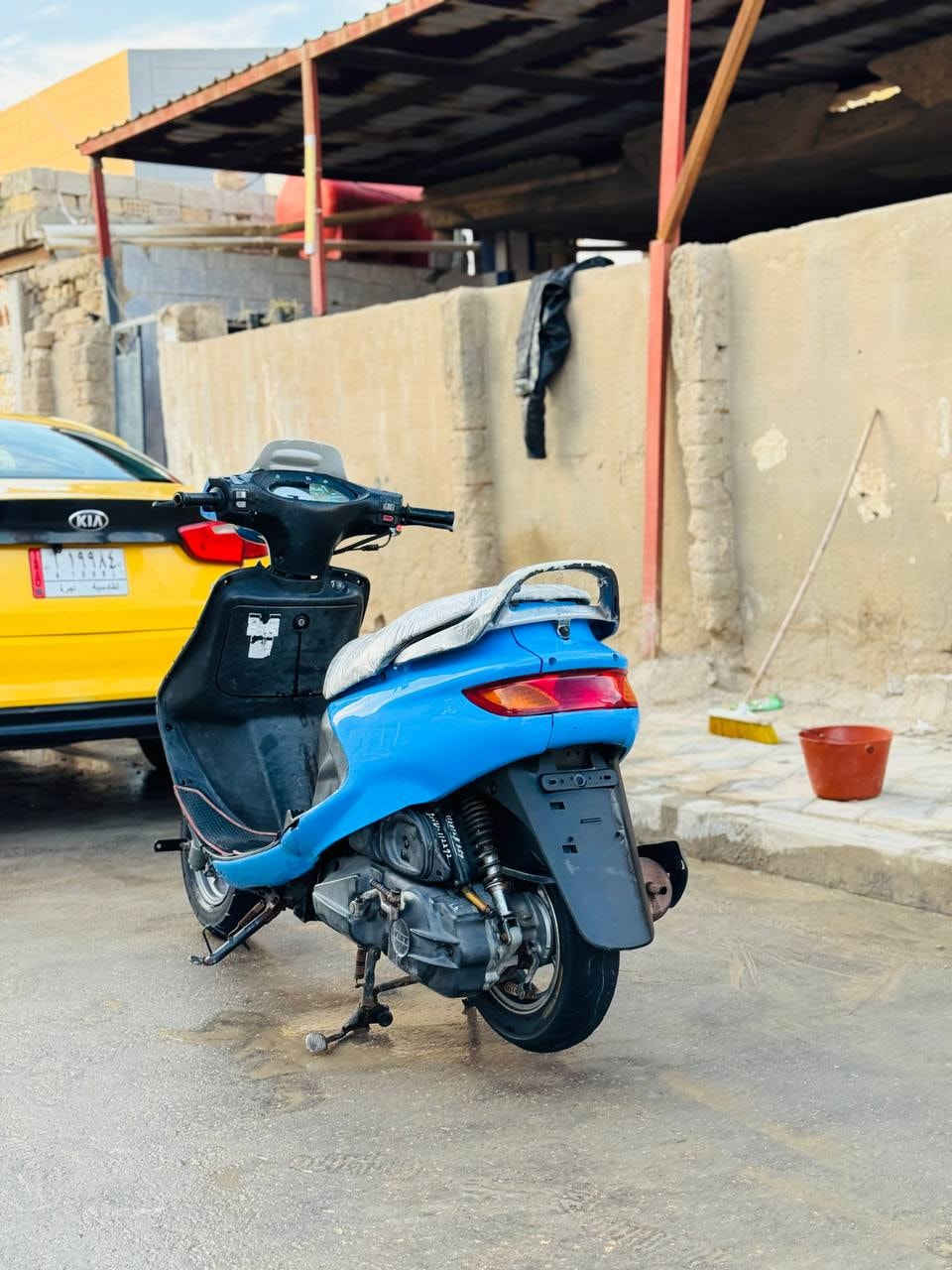 فراشه حاويه للبيع شوفت عينك النضافه كفاله عامه مكينه بطنهة بعدهي صفره تجي وتجيب الف مصلح وياك مكينه ما مفتر بيهة برغي شوف الصور للأستفسار اكثر علق واني اجيك خاص او اتصل ***********  وبيه واتساب
450 بيع مستعجل
