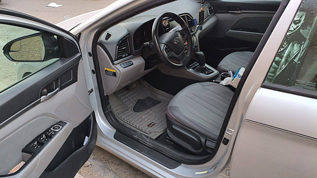 الانترا موديل 15 سياره نضيفه كلش تبريد بدلت منضومه كامله كلها خليجي مكفوله من صبغ بيها طخه خفيفه مبينه بالصور ب اسمي سعر سياره 130 مكان سياره بغداد منصور
للتواصل. اتصل ***********
خوان مكلف بالنشر لتكلي بيها مجال اتصل وتساب أو ع خط
