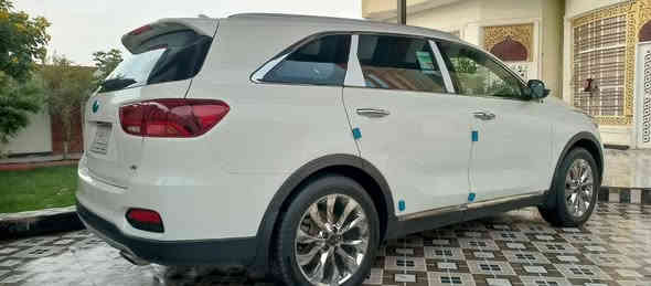 السلام عليكم سورتنو موديل 2020سيارفول عده البنرامه مكينه سته سلندر سياره جاهزه تخم تاير استوني شاده رقم قادسيه ماشيه 120حقيقي كافاله ماعد الي موضحات بسونار والباقي كفاله من مكينه من كير سيار جديد وحله من الصوره سياره استخدام مال بيت السعر 275وبيه مجال للطيبن والمعاجبه سعر يندعينه برزق رقم صاحب السياره*********** مكلف بنشز
