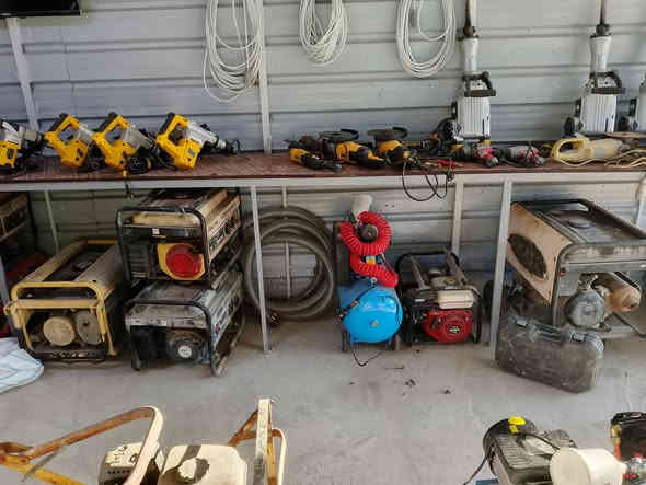 سلام عليكم
سكلة الاخلاص لتأجير كافة مواد البناء وكل الاغراض جديدة وبنسب الاسعار مستعدون لهدم الدور ول بنايات 
الموقع: الهياكل شارع 60 شارع الصورة 50 متر عن الصورة
الاستفسار:***********
