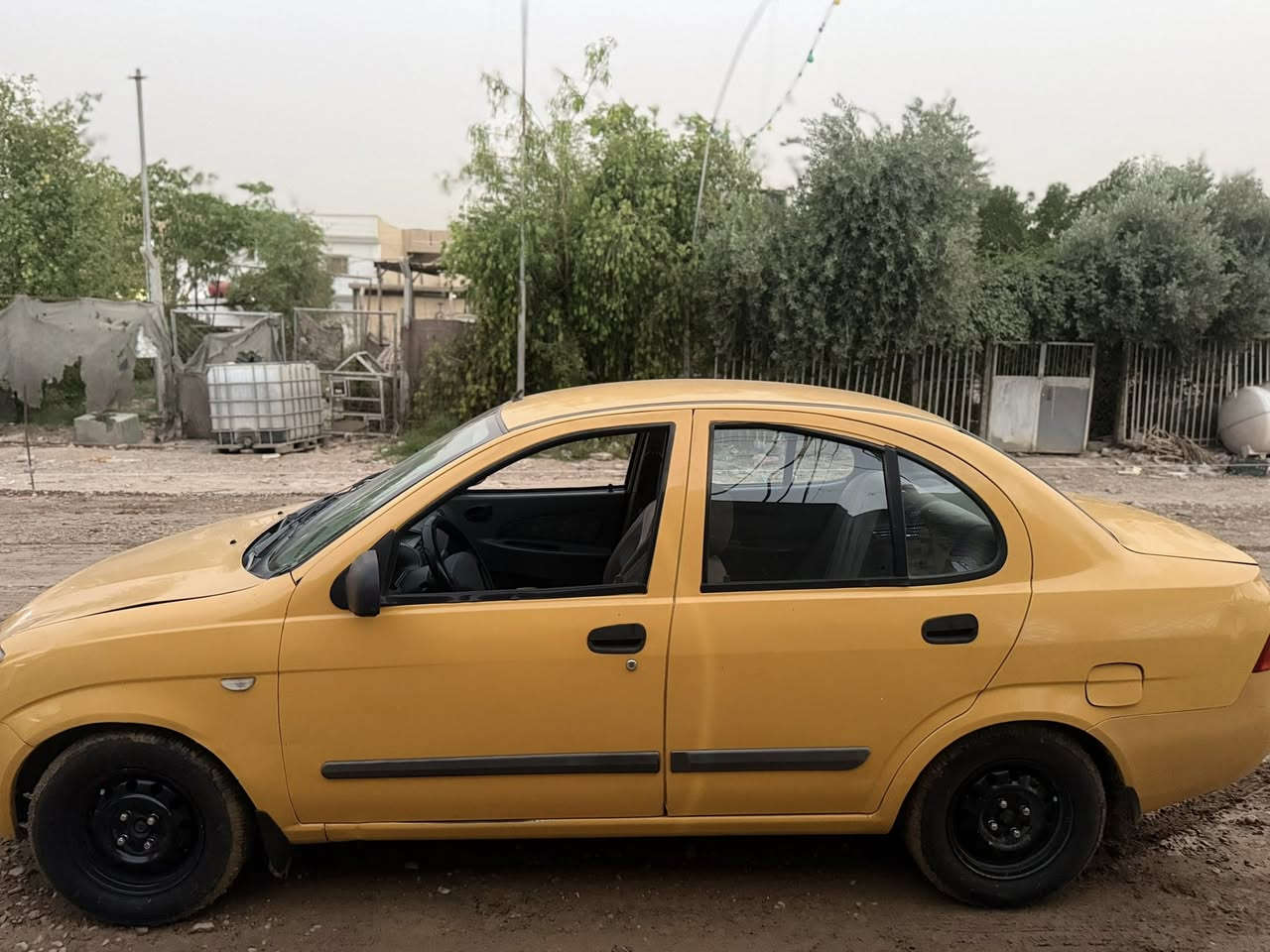 سلام عليكم طيبه 15 بيها بس طخه بل بنيد والباقي كفاله السياره حلوه خير من الله كير مكينه خير من الله السعر 32 وبيها مجال حك الجيه 
الستفسار ***********
***********
