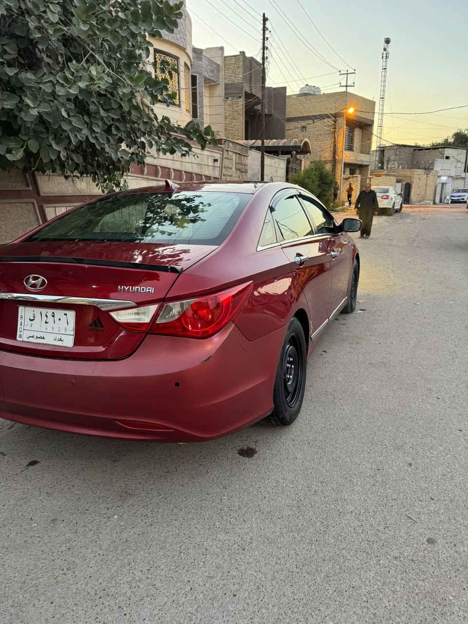 سوناتا للبيع موديل 2011 سيارة جديدة وارد امريكي حادثة باب سايق بدون دواخل قطعة وحدة فقط الباقي مكفولة محرك 2400 محرك كير مكفولات تخم تاير صدر  كله جديد رقم بغداد مشروع وطني سعر 96 ورقه مكان سيارة بغداد الرصافة رقمي ‭0778 230 9022‬
