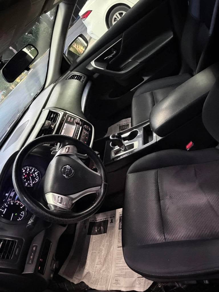 Nissan Altima 2018 SR
بەسمە،شغال،باڵی سندوق،شەفتی سوکان،حاسە،کامێرا،شاشە….
سەیارەکە تەنها ١ پارچەی بۆیاخە 
ئێرباگ تەنها سوکان سیستەمە
سەیارەکە تەنها ٧١ هەزار ڕۆشتوە هەمو گیانی بە شەرت
تەحویل و غرامە بە شەرت

شوێن:سلێمانی
هەر کەسێک موشتەریە نامەیەکم بۆ بنێرێت خزمەتی دەکەم السليمانية, العراق


**إذا كنت صاحب هذا الإعلان وتريد حذفه لأي سبب، رجاءا أرسل رسالة إلى الدعم الفني**