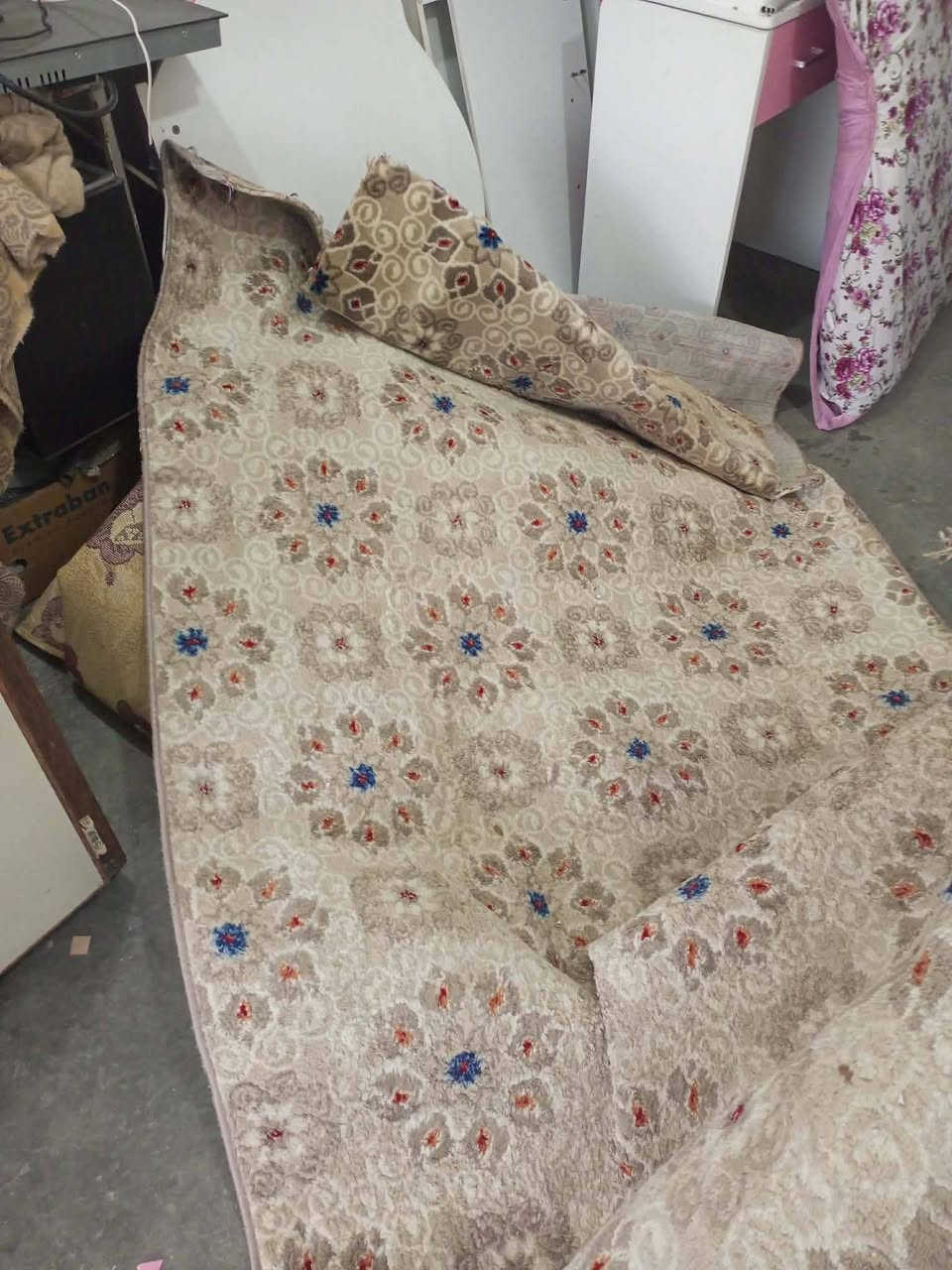 فرشات للبیع شلع40الف
2x3

3x3

3x4

1x2

***********

***********
