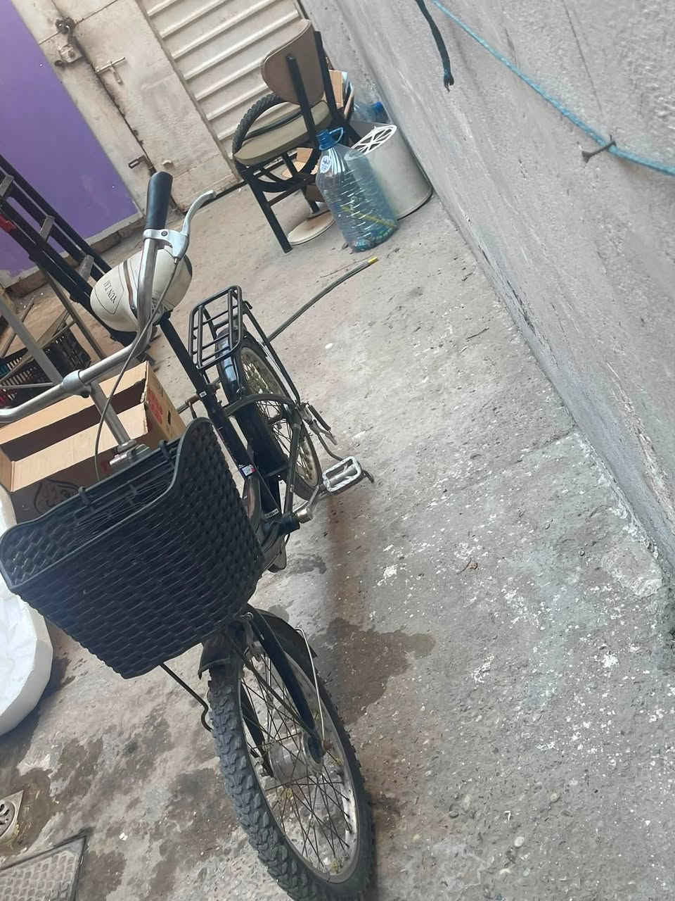 سلام عليكم❤️
بايسكل نضيف جداً ستخدامقليل جان متروك تركتة علمود المتحانات بايسكل نوعيتة برجستون🧿 فقط ضربة بلشة صغيرة❤️بايسكل يبيعو١٣٠ واكثر لان  نادر العنون حي البنوك كاهي وقيمر المصطفئ السعر٩٠ وبي مجال جماعة٥٠ لاطب رجان التواصل خاص او الرقم واتساب ***********
