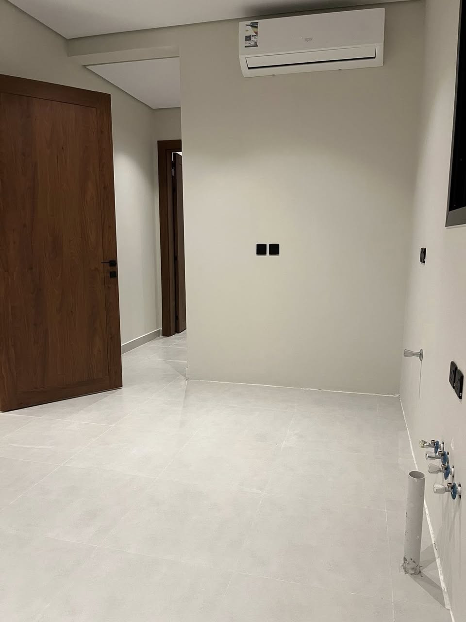 السلام عليكم
مستعدين لصبغ جميع المنازل 
للتواصل عبر الخاص او ***********
نموذج عمل👇🏻
