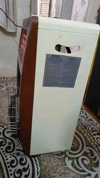 صوبات عدد 2 غاز وكهرباء شغالات إي عيب ما بيهم مطلوب 40 ألف الوحدة ***********
