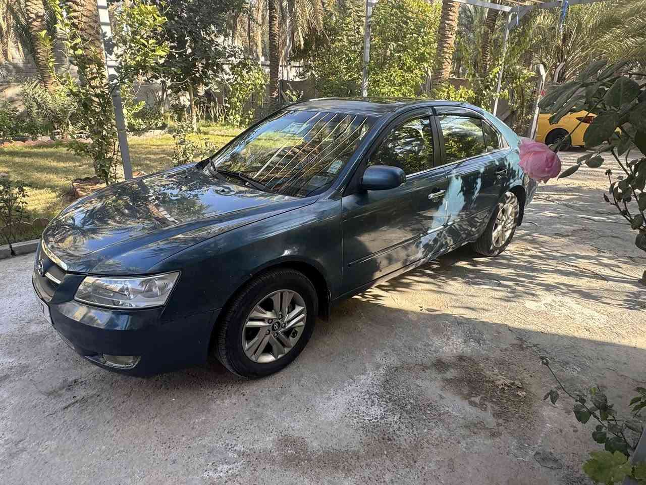 ياالله السلام عليكم اخوان سوناته موديل ٧  أمريكيه مكينه ٢٤٠٠محرك كير خير من الله السياره فتحه فول موصفات اخوان السونار البارحه أخذته وراح نشره ويه صور شوفها وقتنع وتصل وخادم اني السياره جاهزه الف ماتصرف عليها المكان كربلاء الحسينه السعر ٩٨وبيها مجال ورقم بغداد دولي تحويل مباشر لاستفسار اتصل ***********
