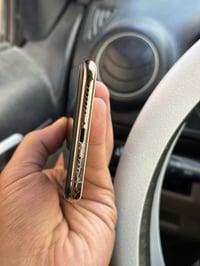 آيفون اكس ماكس • ٦٤ • كاميرا خلفية واقفة