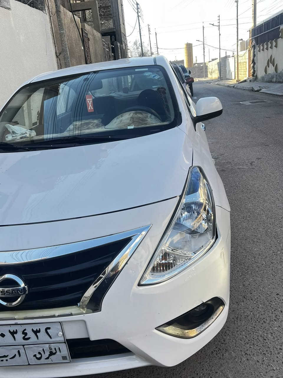 سلام عليكم نيسان صني 
مـديل 20
سياره حدادية وتخم تايرات 
جديد + سياره بيها طخات 
وبارد 
سعر98
***********
