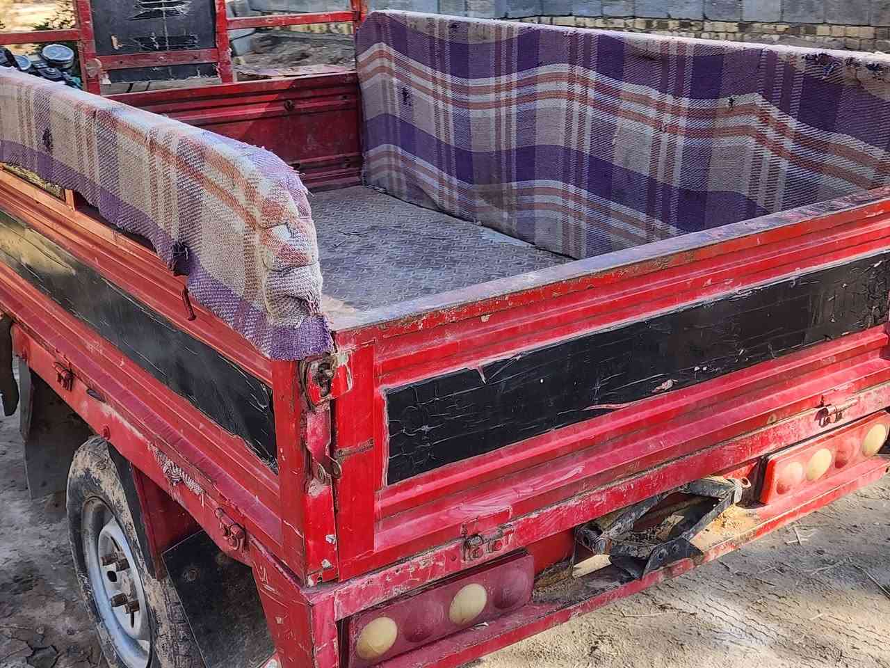 السلام عليكم
ستوته جمره 2017
اوراق 
بيها نقوصات قليله مثل كهربائيات (ترتيب) 
مكاني بابل القاسم 
***********
مامتواجد عل فيس
