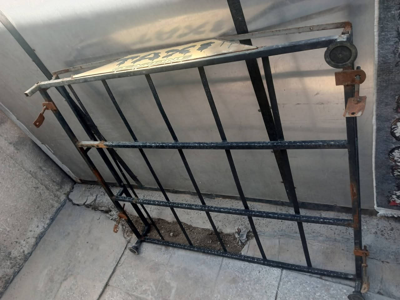 السلام عليكم
سيبايه رينو لوكان للبيع 25

***********
