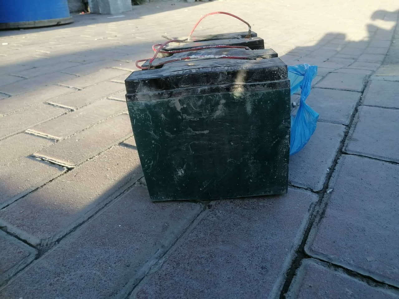 درجة شحن للبيع موديل 22لامعوقين وكبار السن مكفول.  مامفتوح    بطاريات جديده بيها بس هبظات راديو مسجل بصمة جهاز انذار لأن متروكه مامستعمله خير من الله اذا  500  الف مو شراي لاتتصل *********** رجا بيه واتساب
