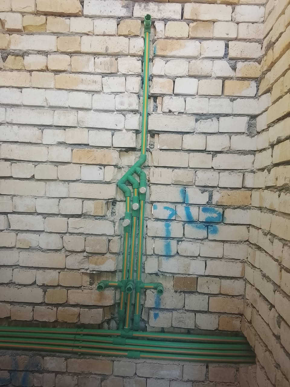 احمد الركابي 
للتأسيسات الكهرباىيه والصحيه 
جوده بالعمل واسعار مناسبه 
كذلك نعمل بنظام الأقساط 
***********
