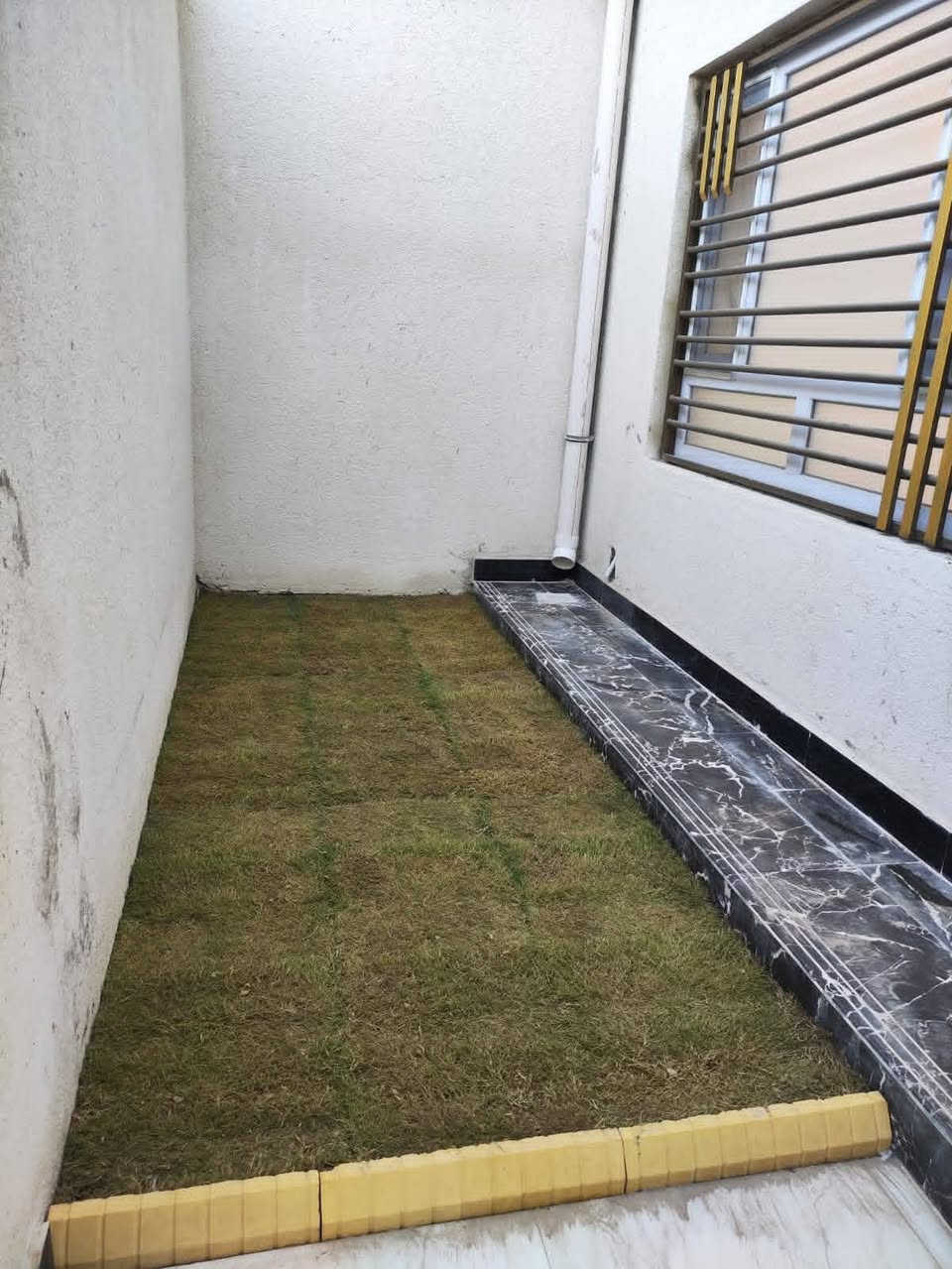 بيت للايجار مساحه 135 متر طابقين بناء ٢٠٢٦ يحتوي ٣ غرف نوم للاستفسار خاص او واتساب ***********
