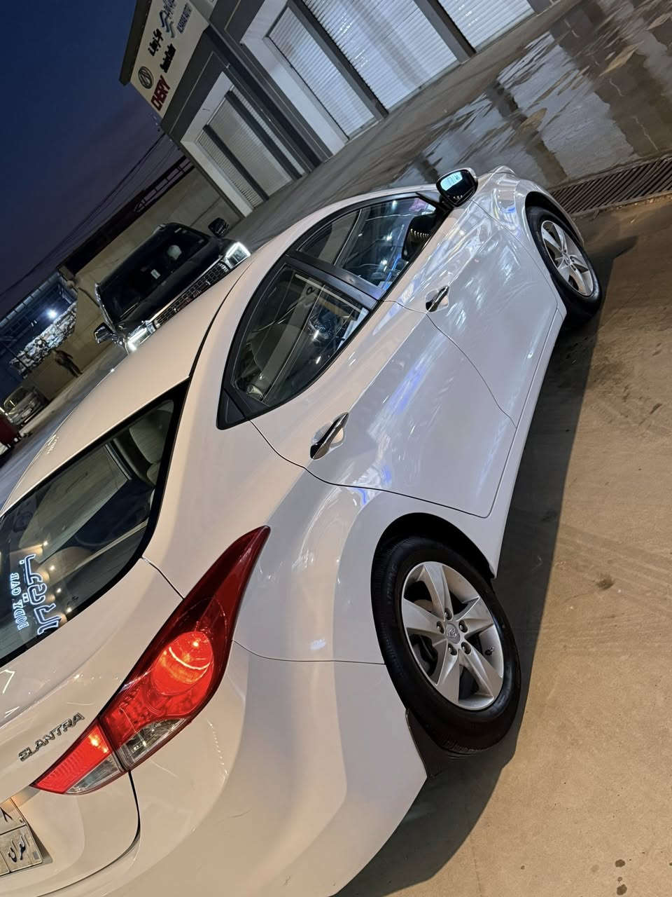 السلام عليكم النترا موديل ٢٠١٣ فول موصفات سلايت داخل صاج فول عدا بصمة السيارة كفالة هامة من دعامية لدعامية فقط شبر بارد بيها باب خلفي  محرك ١٨. محرك وضع شركة مامفتوح وكير شرط سيارة جاهزة ملو جديد تايرات وطخم كلو جاهز ماشية ١٤٠ حقيقي السعر ١٣٧ بي مجال  ***********
