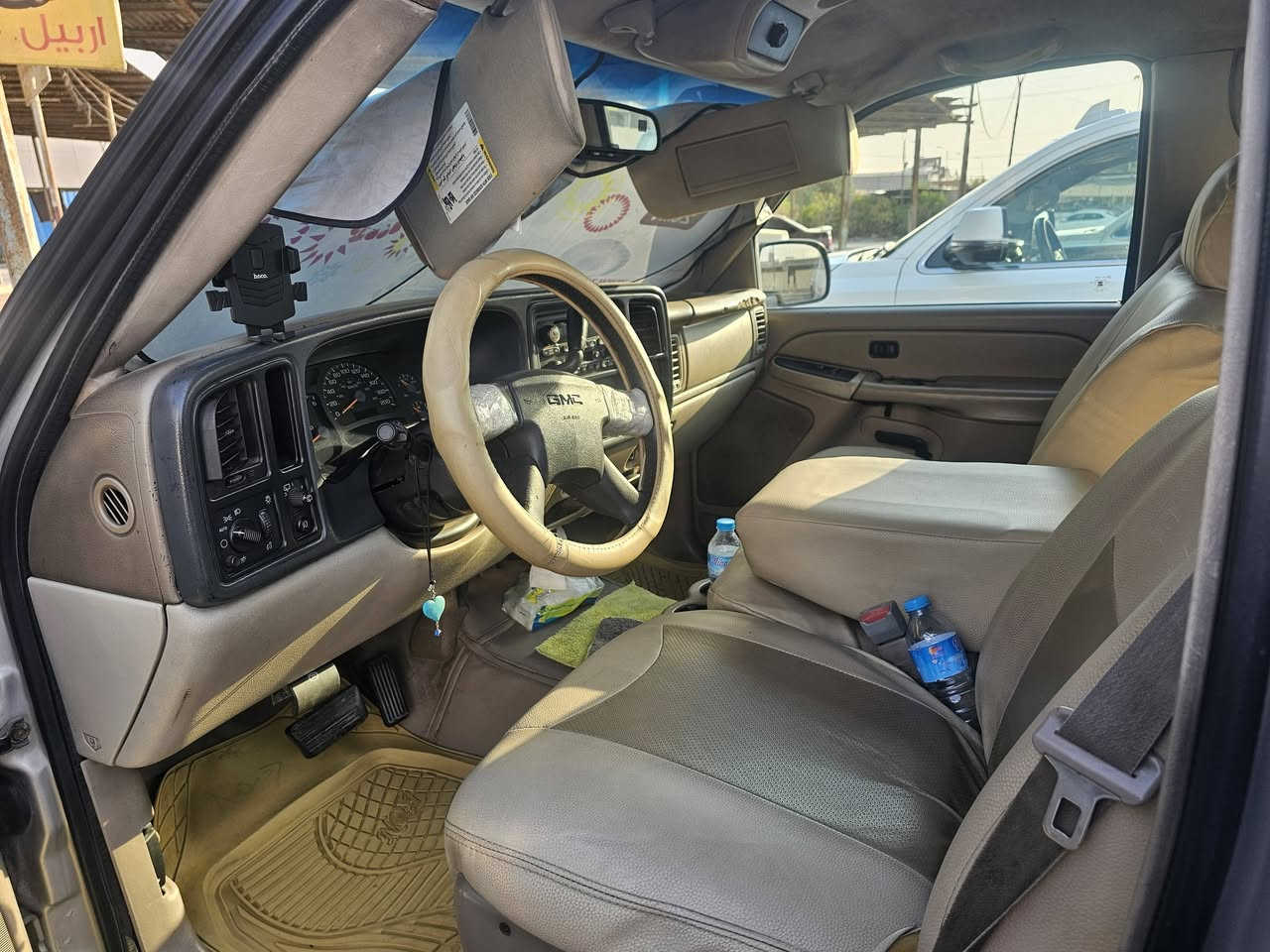 يالله جي ام سي موديل ٢٠٠٥ دهوك اجرة باسمي بيه خط اربيل بيع او مراوس باوباما ***********
