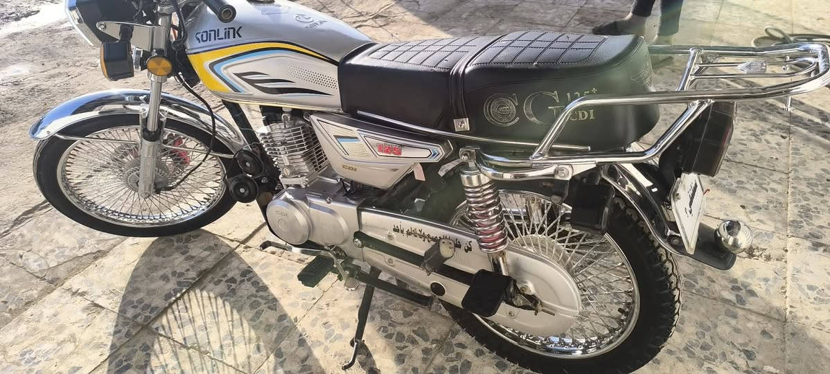 السلام عليكم
دراجه تايكر ختم سولنك مويل 24
ارواق سكنر 
كهربايات كله شغاله 
مكاني بابل الحمزه الغربي 
السعر 675وبيه مجال قليل 
رقمي ***********
