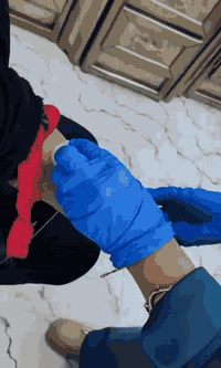 السلام عليكم
يعلن مجمع الموده الطبي 
عن تواجد كافه الاختصاصات الطبيه

الدكتوره النسائيه والسونار الكشفيه 10 الف 
طبيبه الاسنان  بدون كشفيه 
طبيبه الاطفال 10 الف
السونار 10 الف 

اوقات العمل من 3 ونصف الى 8 مساءا

العنوان ميسان مغربه شارع السوك مقابل مطعم بيت طعيمه 

رقم الهاتف ***********
