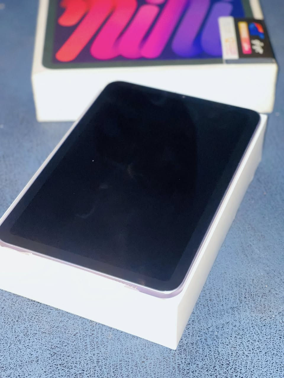 السلام عليكم ايباد مني سفن غني عن تعريف جهاز طك كارتون بطارية٩٩/السعر ٥٥٠ بي مجال***********
