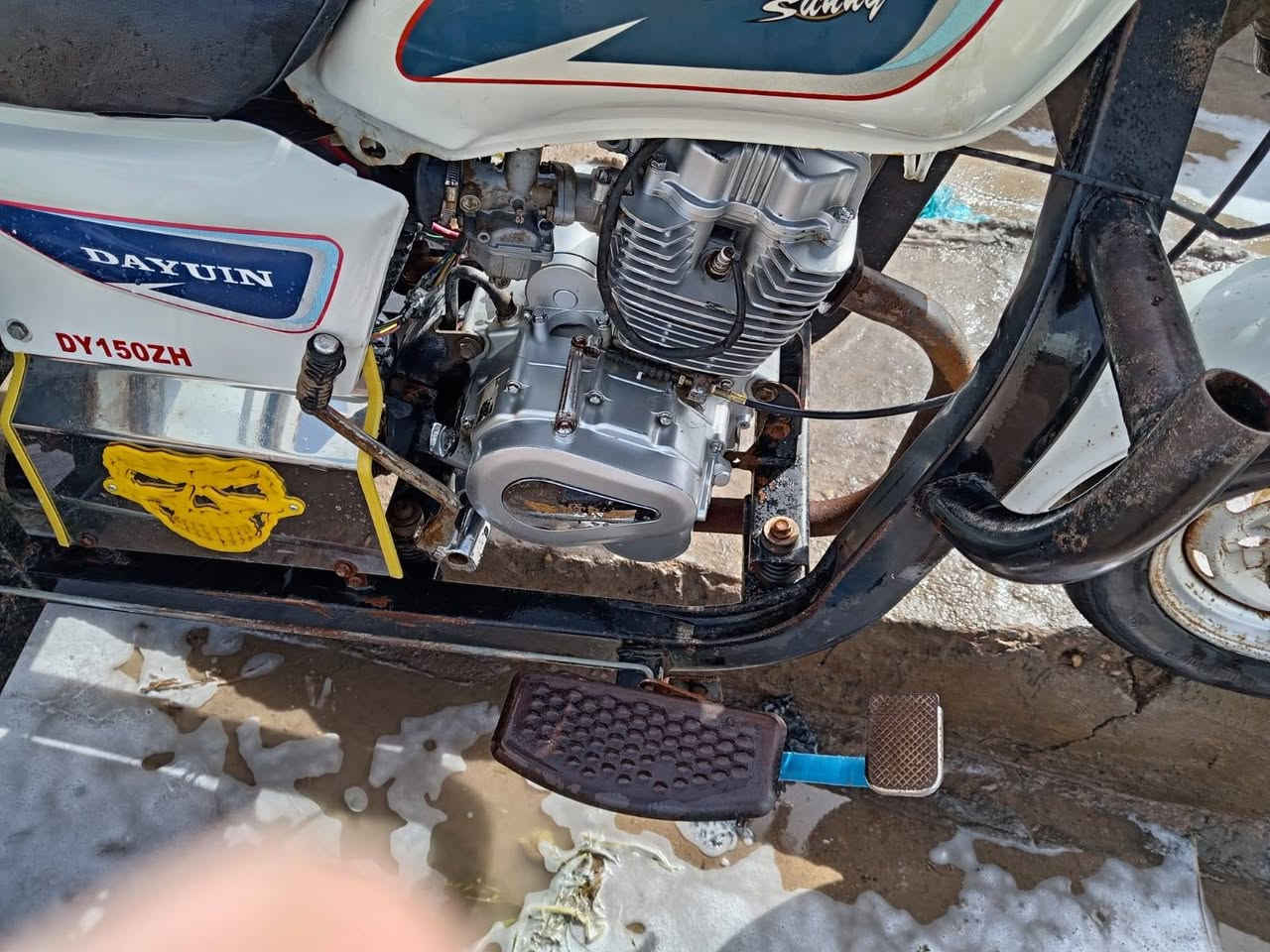 السلام عليكم ستوته للبيع اوراق وكيل موديل 2020
محرك 26 صاله شهر من شاده
 ستوته جاهزه البدي قطرت خياس مابيه مكاني شطره
 السعر 1550 وبيه مجال 
***********
