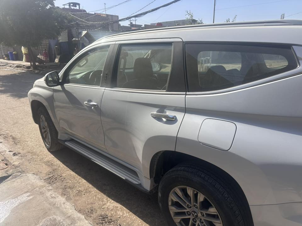 متسيوبيشي باجيرو سبورت ٢٠٢٠
رقم جديد بأسمي سنويه 

فول مواصفات شاشه دجتال تحكم ستيرن جهتين 

مكفوله من الصبغ 
ماشيه ٧٠ الف كيلو 

بيها فقط رصعه صغيره جدا 

السعر مناسب جدا ٢٢٥ وبيها مجال 

*********** للاتصال او الواتساب
