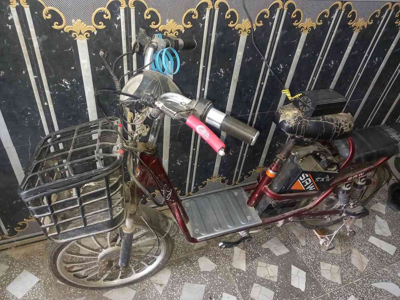 دراجه شحن للبيع نقص بطاريه وحده
السماوه رميثه 
***********

