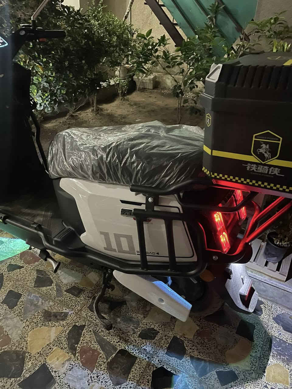 صاعقه ٢٠٢٦ زيرو  جديده مدرعه بطاريات مسطره لكبار ٣٩ انبير ترجع بك سرعه ٨٥حقيقي ٤ سرع دبل اشاره مكاني بسيديه  ***********
