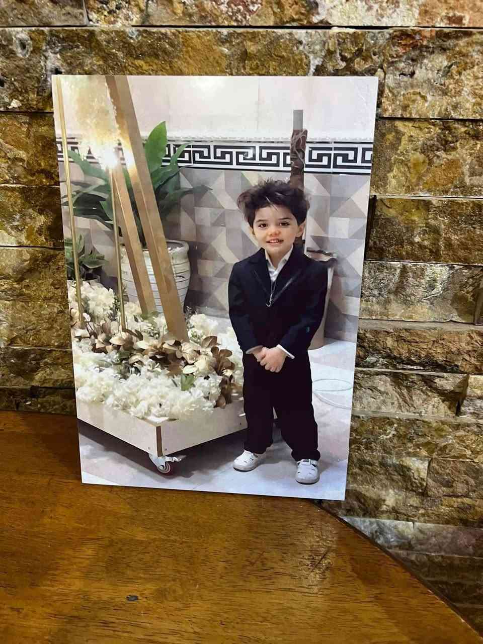 صورة خشبي طباعة مع عبارة حسب الطلب❤️يوجد توصيل لجميع المناطق


**إذا كنت صاحب هذا الإعلان وتريد حذفه لأي سبب، رجاءا أرسل رسالة إلى الدعم الفني**