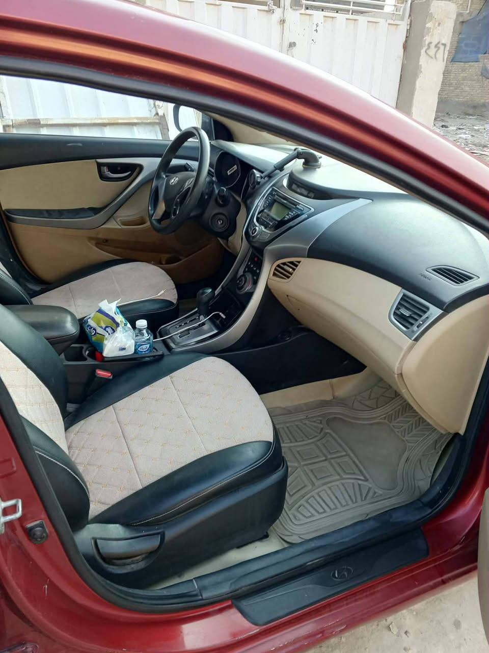 سياره النترا 2013 وارد امريكي محرك 2000 دوش بيها اربع قطع صبغ بدون دواخل رقم السياره بغداد مشروع وطني مكان السياره بغداد سعر السياره 100 وبيها مجال رقم الهاتف ***********
