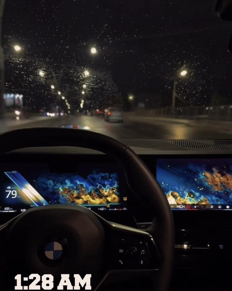 السلام عليكم
بي ام موديل٢٤  
530i وارد امريكي
ماشية٢٧ مايل
عليها ويل كب حجم ٢٠ ام برو
مرقمة دهوك  
داخله كلين صار بيها حادث بالعراق ابيعها على حادثها
السعر :   (٣٥٠ )ورقة 
للاتصال:***********
