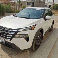 اني مكلف بالنشر للتواصل ويا رقم صاحب السيارة نيسان روج موديل 2024 SV ب...