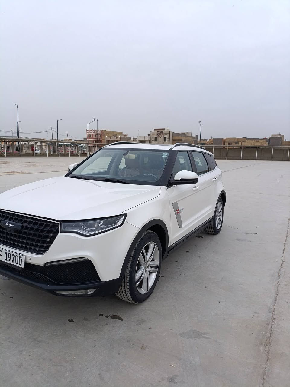 السلام عليكم 
عندي هذه السياره بسمي رقم دهوك 
هزه ورقم كله جديد 
السياره فول مواصفات للأخير صيني موديل 20
سعرها 125وبيها مجال السياره كفاله 
باقي التفاصيل هذه رقمي مكاني واسط كوت
***********
