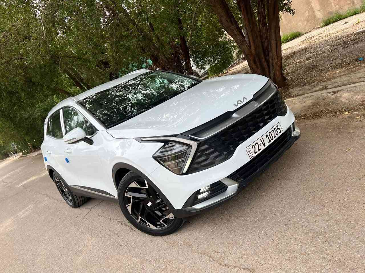 السلام عليكم كيا سبورتج 2025 خليجي وكالة ضمان Nim كفالة  عامه 
 💲    السعر 220  بيه مجال بسيط 
ماشية 19 بوضع الزيرو كله وضع شركة
مواصفات..
محرك 2000 دوش  
بصمة تشغيل وابواب وتشغيل عن بعد
شاشة كبيره مع كاميرا دواره
فول تحكم /كروز وقيادة ذاتية مانع انزلاق تحديد مسار شفتات ستيرن /وضعيات قيادة مود درايف /اوتو هولد /سايد بريك دكمة/ حساسات امامي وخلفي/ راذار امامي وجانبي/ لد امامي وخلفي لايت زنون/....
رقم اربيل دولي سنوية وهزه جديده تحويل او وكالة حاضر ☑️
 📞 ***********  العنوان بغداد زيونة
