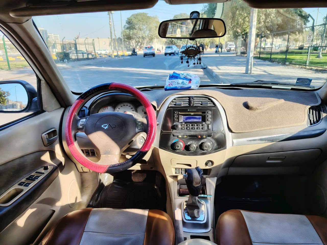 تيكو للبيع
موديل 2011 

السيارة مكفولة ما عدا الدعامية الأمامية مبدلة 

الكير ميكانيكي

دوشمة كشنات+ أرضية 

السيارة شوفت عينك نظيفة 

سنوية + هزة+ رقم انكليزي 
مشروع وطني 
قبل كم شهر كملتهة

السيارة مال بيت يعني ما متعوبة 

السعر 58 ورقة وبيهة مجال بسيط

السيارة بأسمي ثاني يوم التحويل

***********
