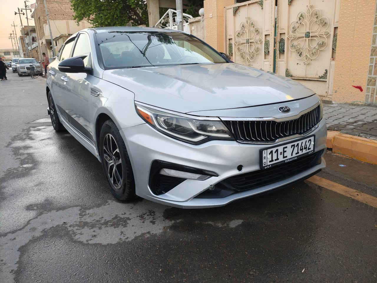 يا الله ... سلام عليكم اخوان
 كيا أوبتما موديل 2020
وارد أمريكي (( بدوووون ايربااااك ))
حادثهه جاملغ جهة السايق و طرف البنيد و موجوده صورة الحادث
سياره جديده بمعنى الكلمة و على ايدي
ما بيهه أي نقص
كير و محرك كفالة عامة بدون تنقيص او اي خلل
نص مواصفات
شاشه جبيره
رادار
تحديد مسار
قيادة ذاتيه
كامرا و حساس
رقم بغداد أنكليزي بسم أخويه ثاني يوم احولك
السعر (( 145 )) و بيهه مجال بسيط جدا
***********
مكاني كوت مركز المدينه
