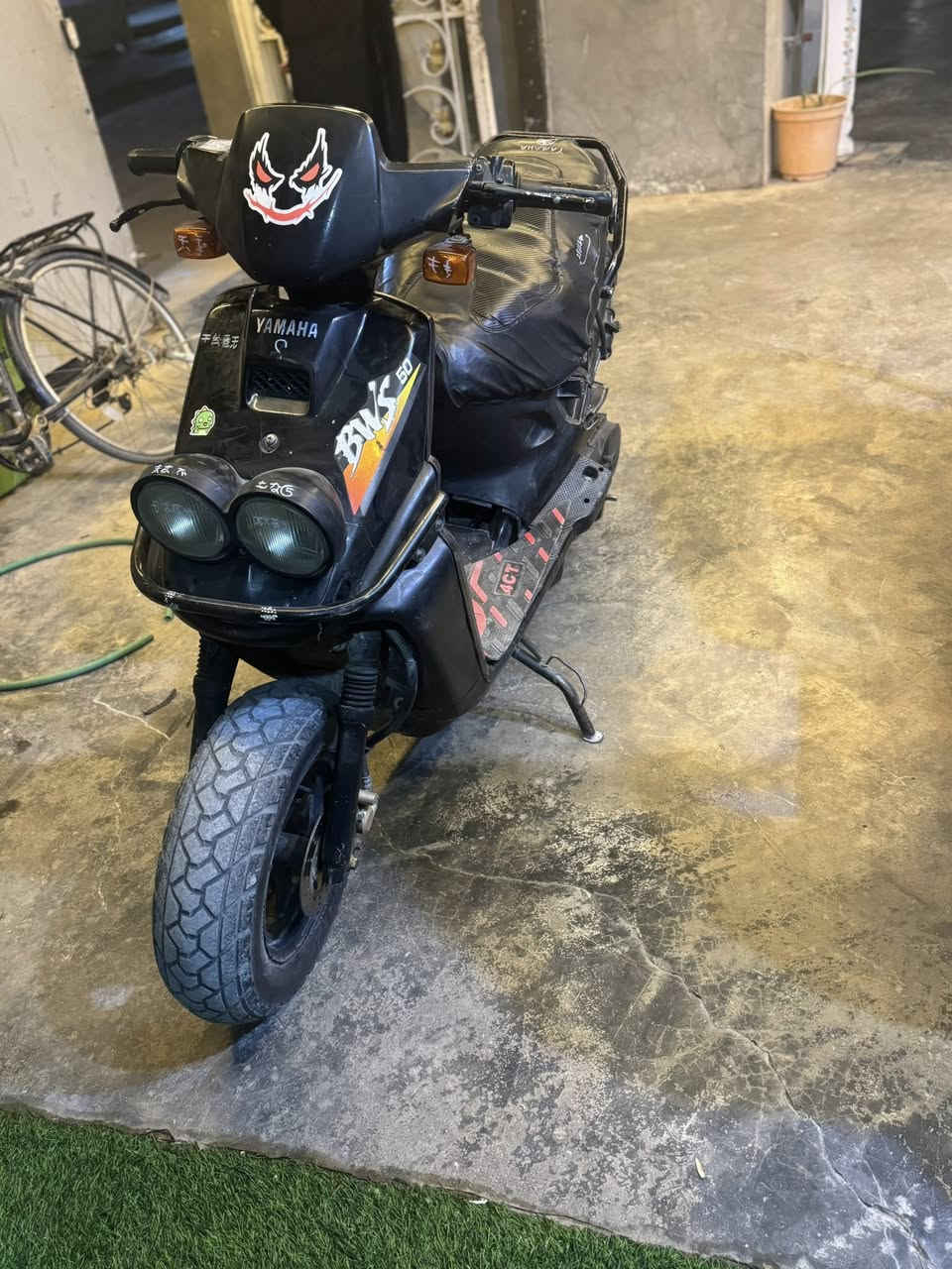 السلام عليكم دراجه للبيع اكزز جبلي شغاله نكره سلف وهندر ابيع كوم حديد السعر ٢٥٠ وبيها مجال *********** واتساب مكلف بلنشر
