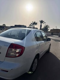 سوزوكي SX4 • قطع غيار • بصرة