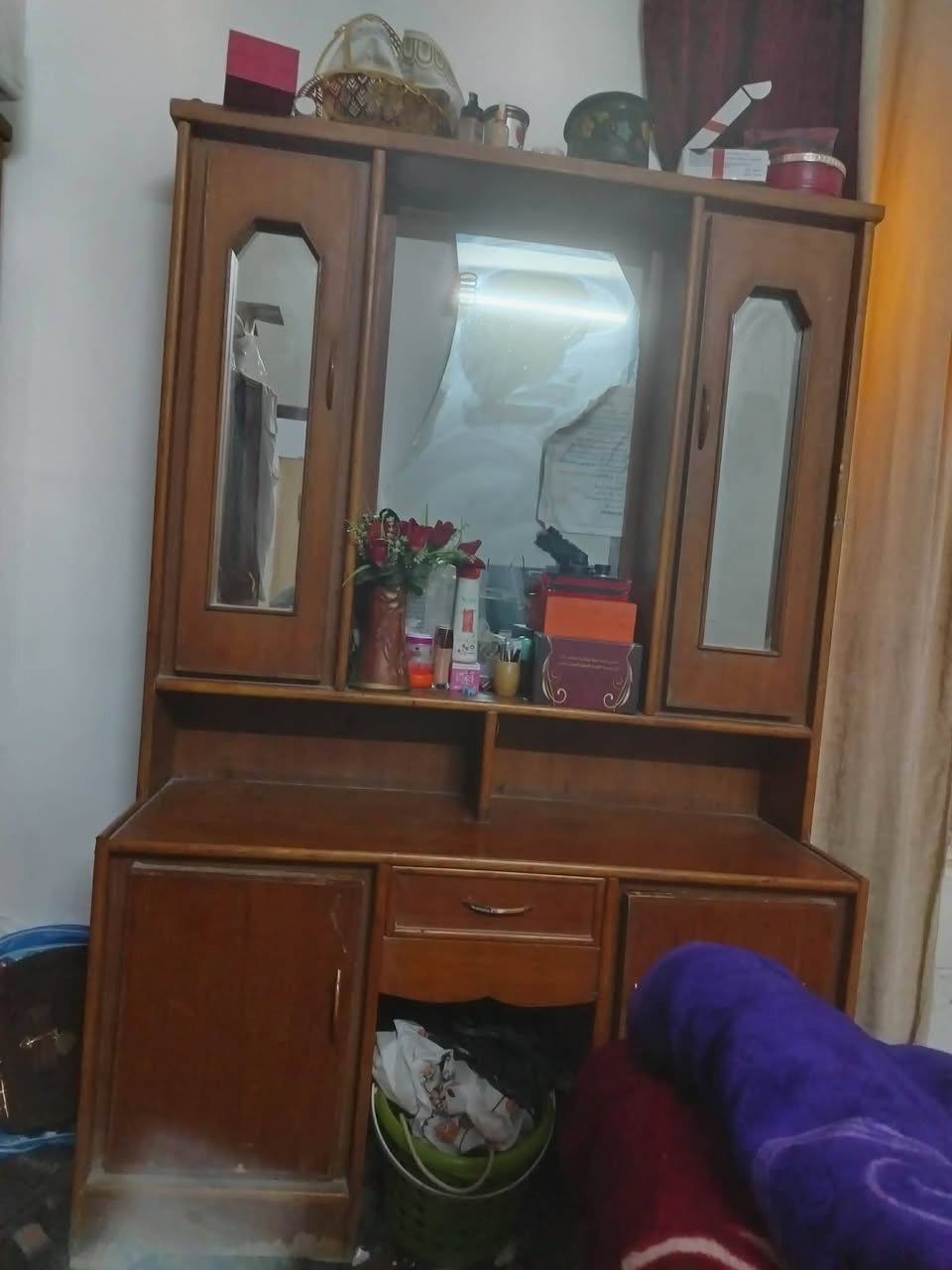 غرفه نوم مستخدمه حطاطه صاج الاولي 3قطع  بدون كنتور بس المرايا مال ميز التواليت مكسورة  موجودة الفلوجه قرب الجسر الثالث سعرها 350وبيها مجال للاستفسار خاص


**إذا كنت صاحب هذا الإعلان وتريد حذفه لأي سبب، رجاءا أرسل رسالة إلى الدعم الفني**