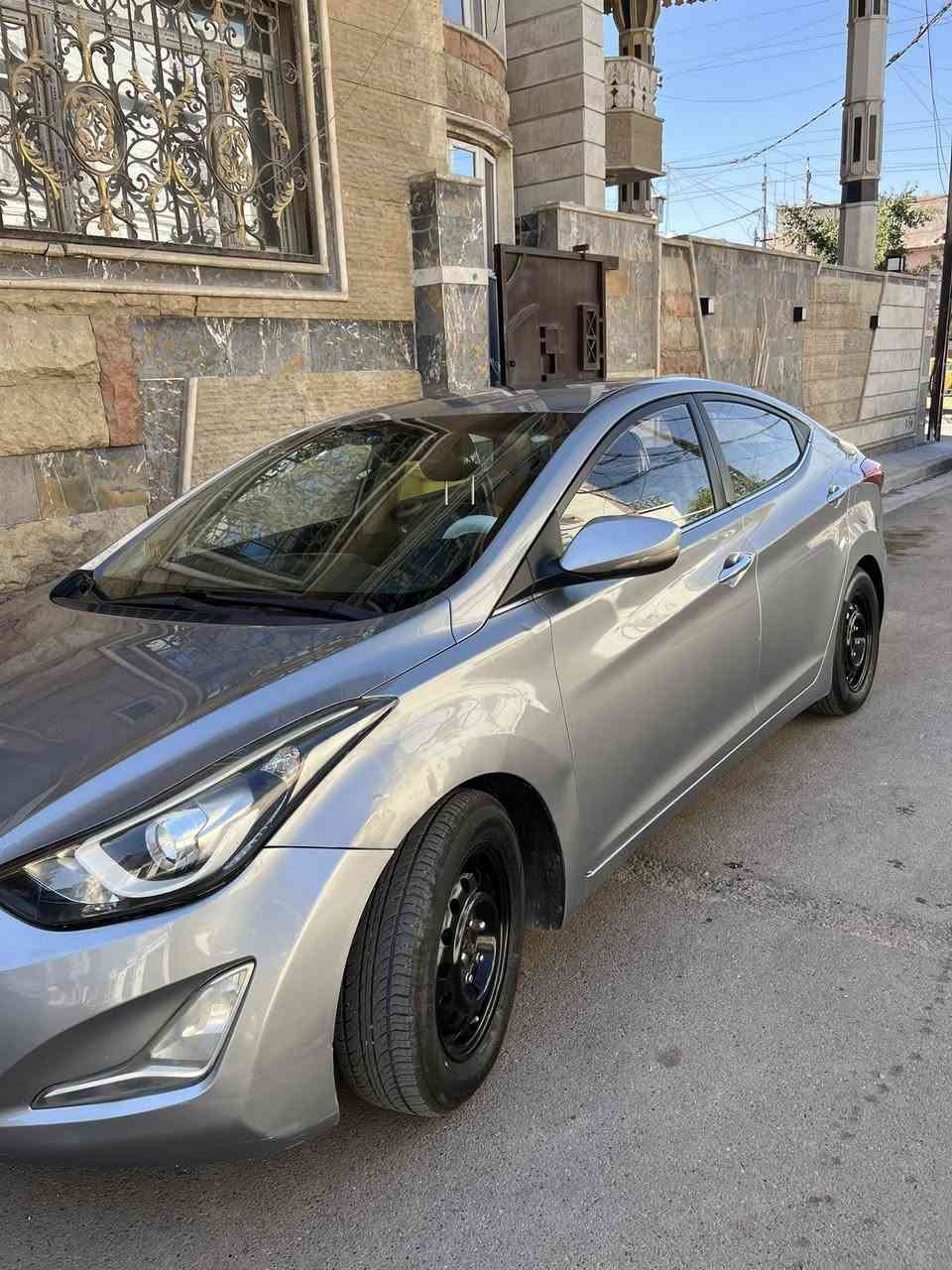 النترا افانتي خليجي 2016 مكفوله من الصبغ محرك1600جي دي اي  السعر 110 $ ***********
