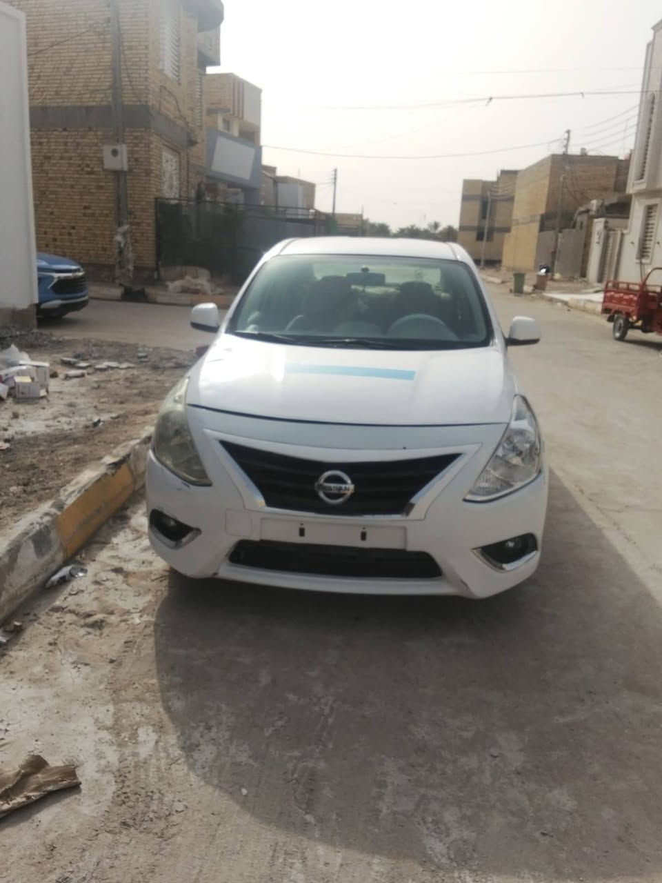 السلام عليكم ورحمة الله
سني هندي 2021
اربيل بأسم شركة كويت 
 بيها جاملغ وبنيد جهة العبري
 والفخذة بيها تصليح 
وبيها مكانات بارد 
والمكينة بيها تبخير قليل ناس تكول ولف تبخير وناس تكول دهن مو زين ف ماعرف شنو بيها بالضبط 
والسيارة يرادلها ترتيب حدادة وهيج 
مكان الناصرية مركز 
سعر 82 وقابل للتفاوض 
***********
