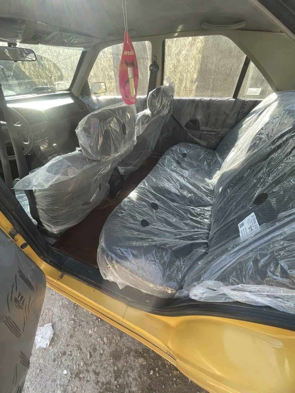 السلام عليكم بيجو بارص 2015
السياره مكفول ماعدا الدوير الخلفي
كير مكينه حديد تخم تاير 
رقم بابل بسمي 
 مصفره هيئه وغرمات 
السياره جاهزه من كلشي 
مكان السياره بابل 
السعر 48وبيه مجال شي بسيط 
***********
