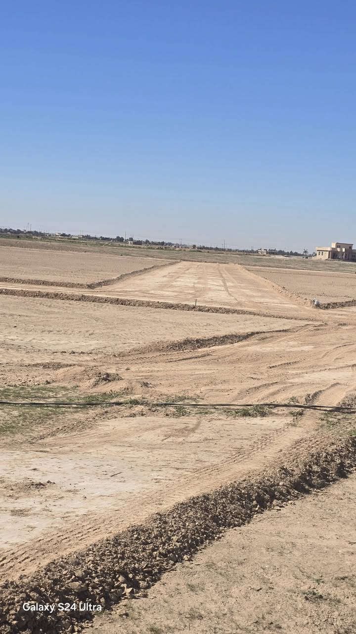 قطع طابو ملك صرف قرب الملعب الدولي تبعد عن السريع 300متر     ترهم مزارع او شاليهات  مساحه 1000متر سعر 23مع التحويل تحويل مباشر 
 للاستفسار 
***********
***********
https://maps.app.goo.gl/VgsukD6mHxEZWCHP6?g_st=aw
